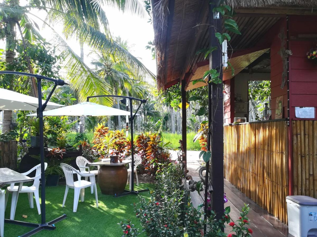 Pink Kangaroo Bungalows Ko Kut Exterior photo